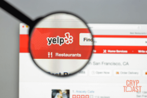 Yelp permet de chercher des commerces acceptant les crypto-monnaies