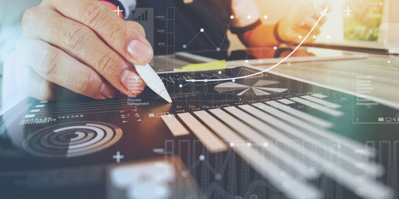 Finance décentralisée : Présentation de stratégies d'arbitrage et de carry trade