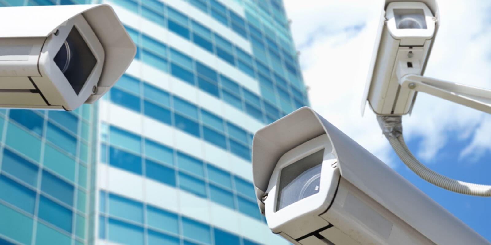 Reconnaissance faciale et KYC : Coinbase et Binance musclent leurs processus d’identification