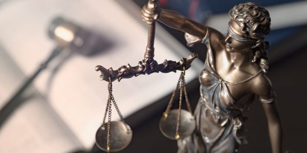 États-Unis : 11 entreprises crypto poursuivies pour ventes frauduleuses