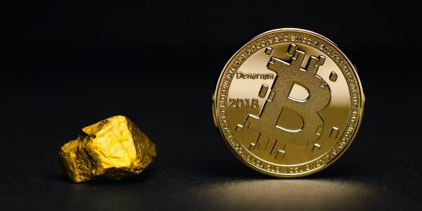 Krach financier : le PDG de Monex parie sur Bitcoin