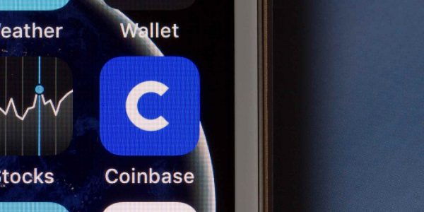 Analyse : quelle est l’influence réelle de Coinbase sur le cours d’une crypto ?