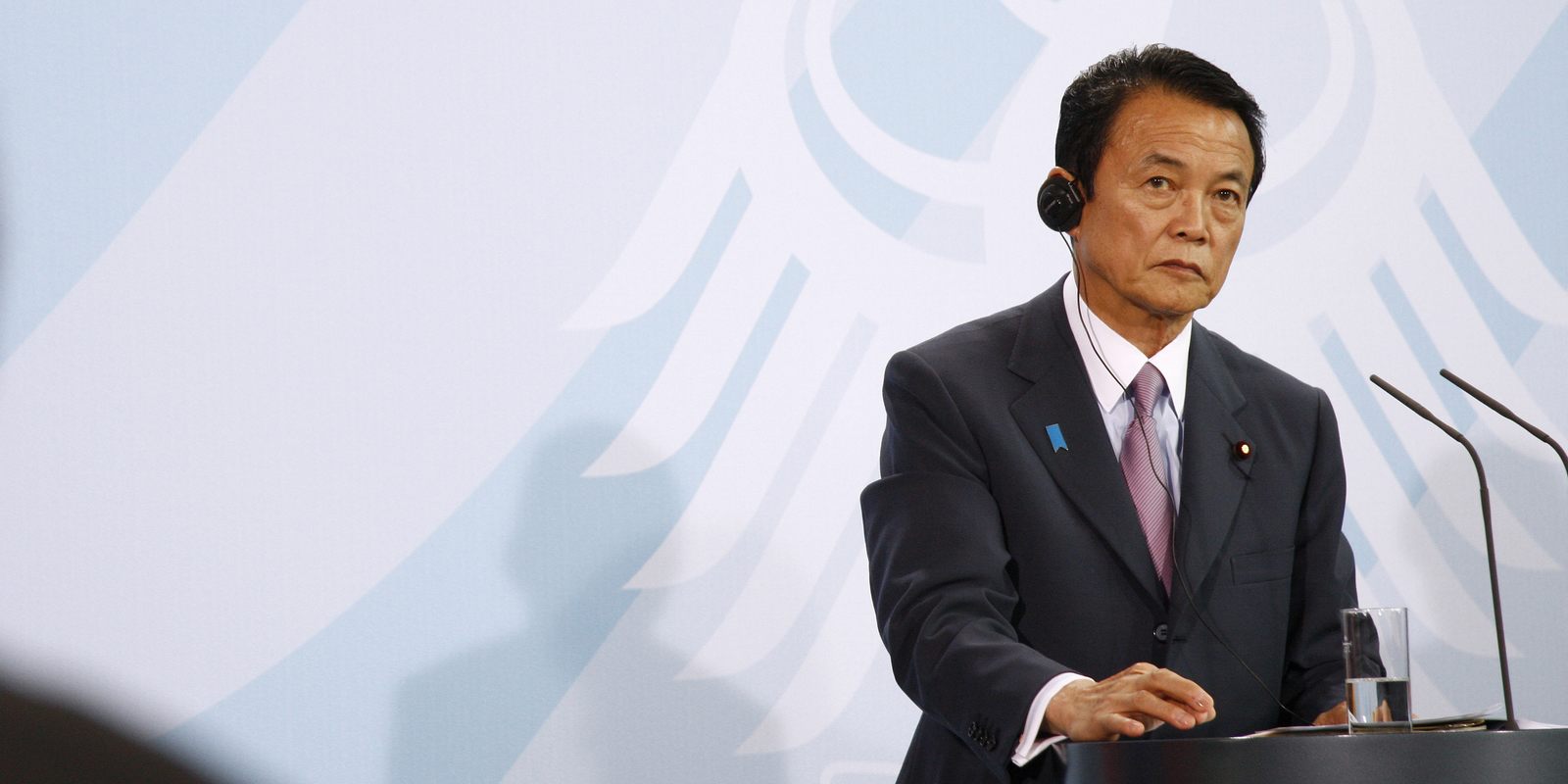 Japon : le ministre des finances ouvert à la blockchain pour pister le Covid-19