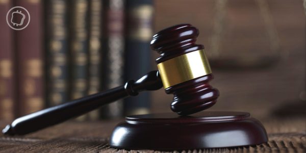 Un directeur financier détourne 5 millions de dollars pour trader des meme coins