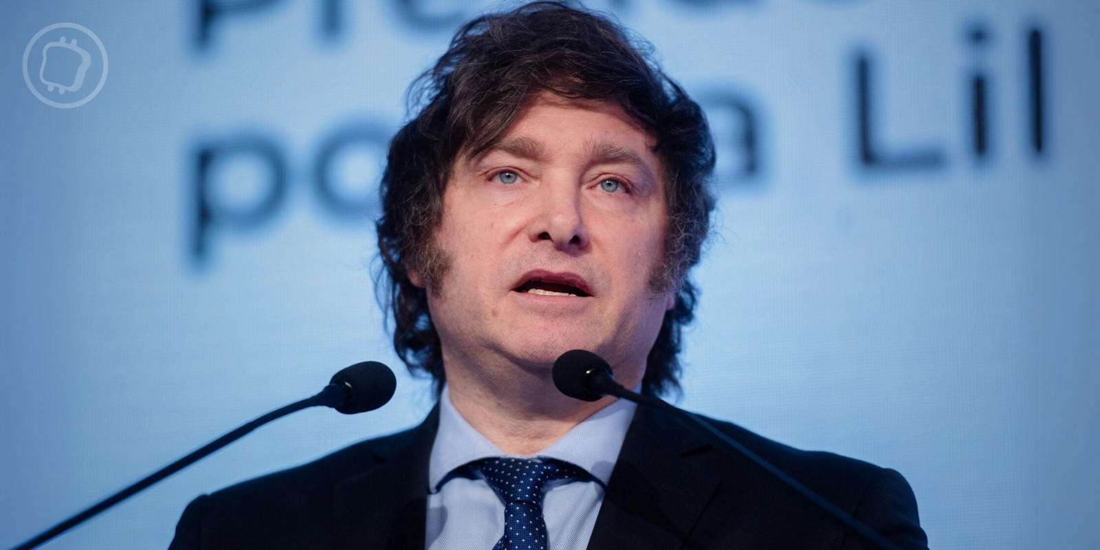 « Ne laissez pas les gouvernements s’approprier les cryptomonnaies » – L’avertissement de Javier Milei
