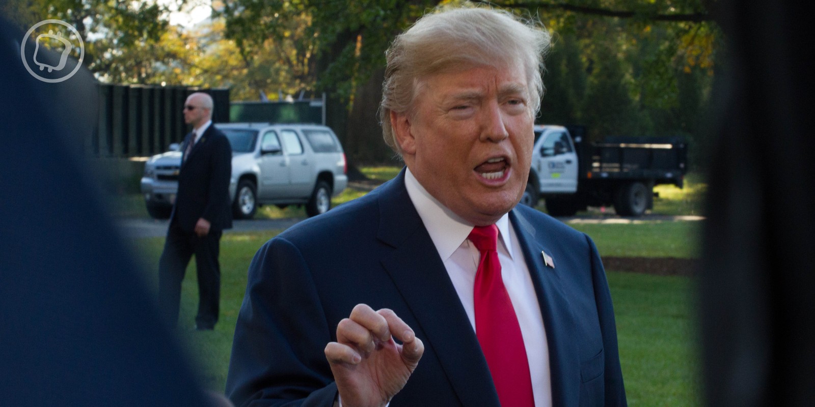 Donald Trump a lancé un « jeu perdant perdant » avec les tarifs douaniers selon le gouverneur de la banque de France