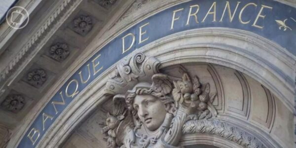 La Banque de France relève sa prévision de croissance pour 2026 et 2027