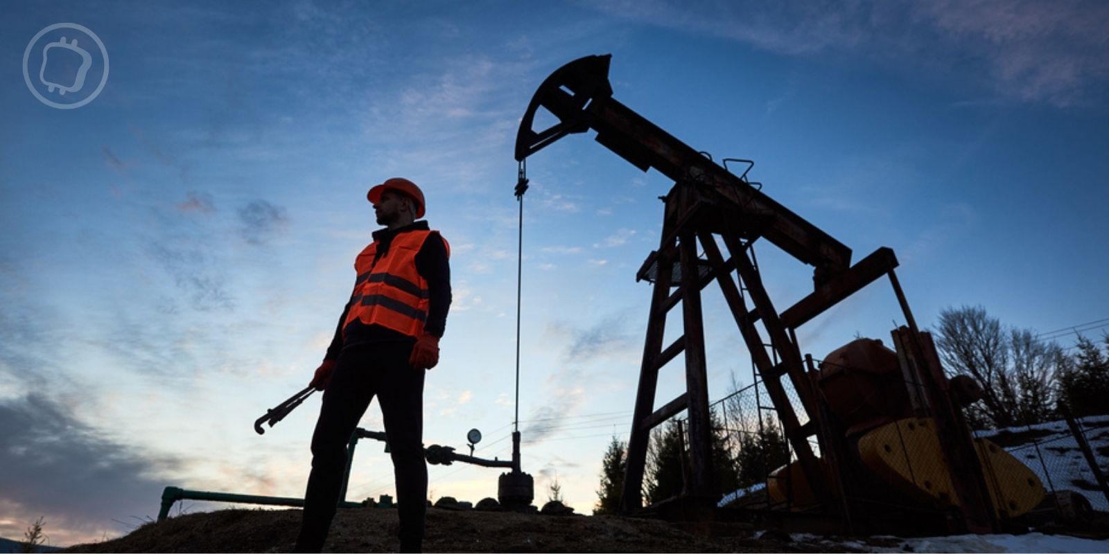 Le prix du pétrole bondit suite à des frappes sur des infrastructures énergétiques du Moyen-Orient