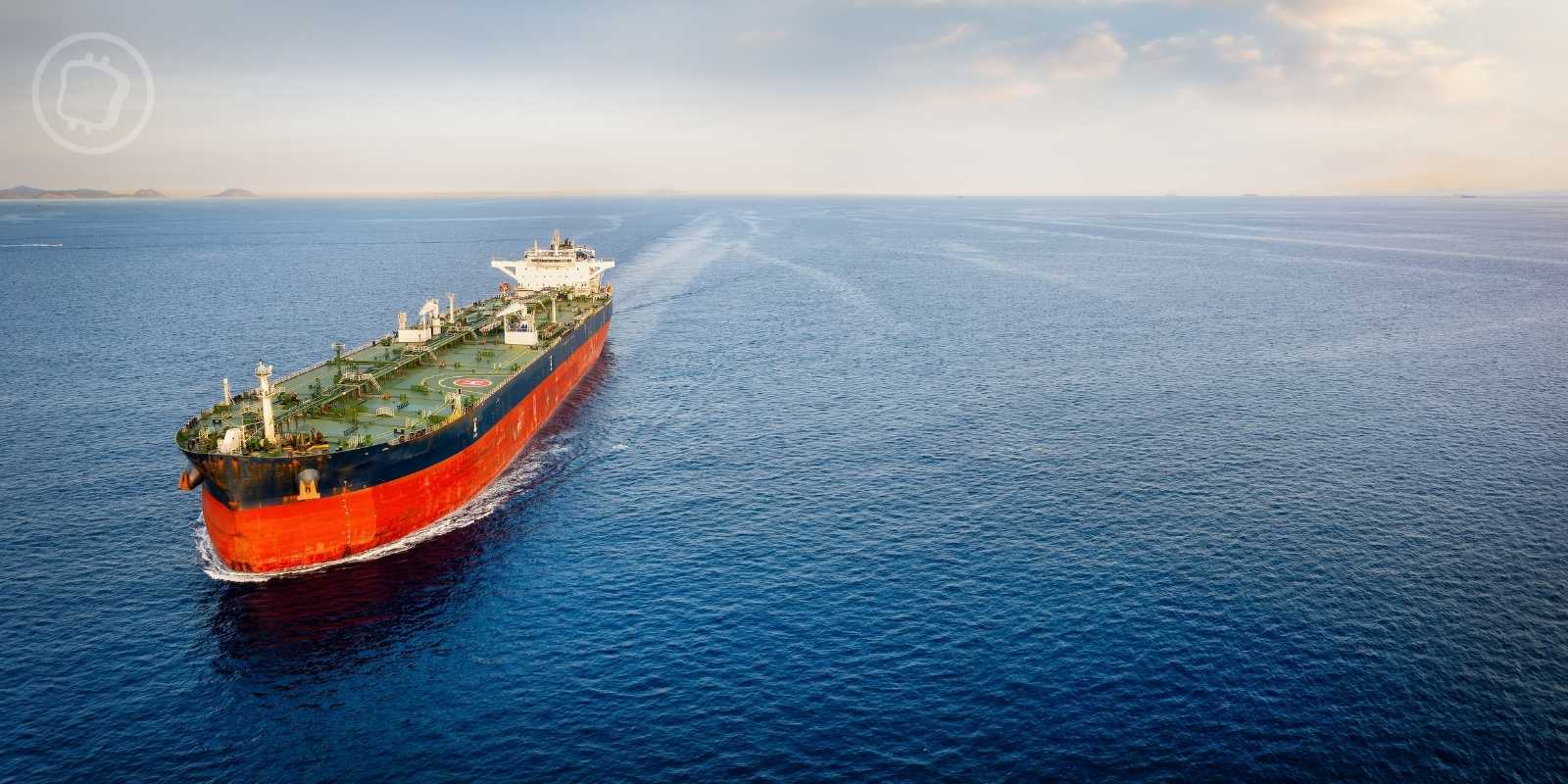 Attaques à Ormuz, barils débloqués, aides au carburant... Le point sur le pétrole ce jeudi