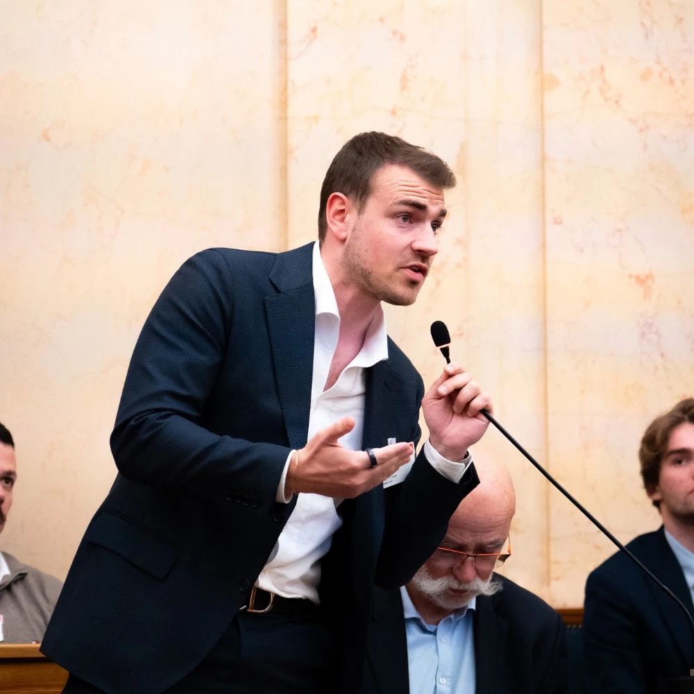 Owen Simonin, PDG de Meria, Hasheur