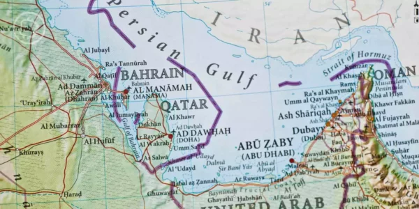 Iran : Les stablecoins pourraient remplacer le Bitcoin dans les flux liés au détroit d'Hormuz, malgré les risques de censure